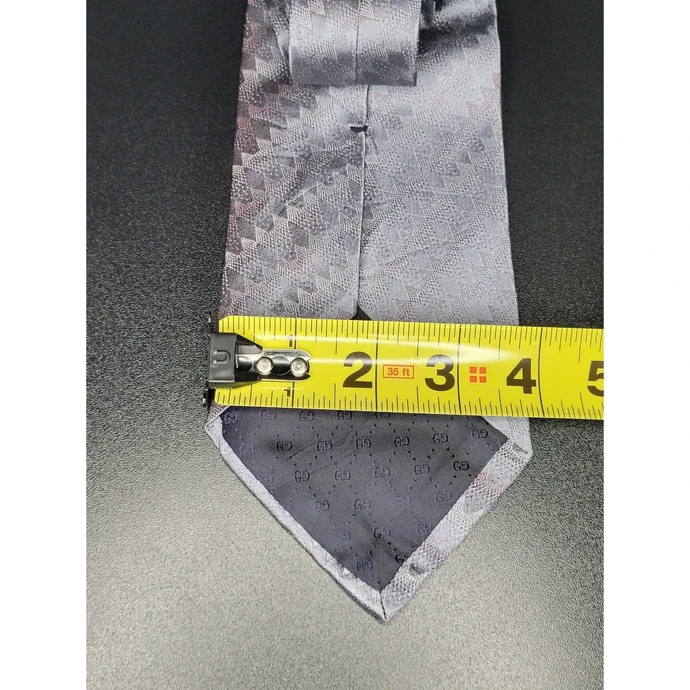 Gucci silk necktie